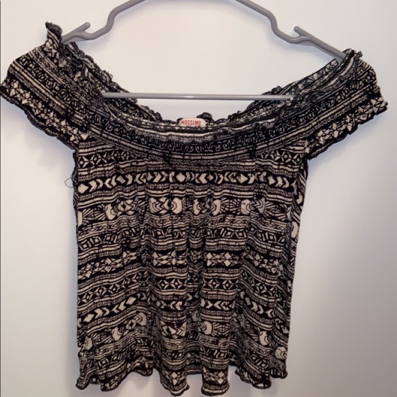 Off the shoulder black and cream tribal pattern - Picture 1 of 1